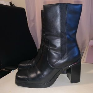 Vintage Tommy Hilfiger Boots